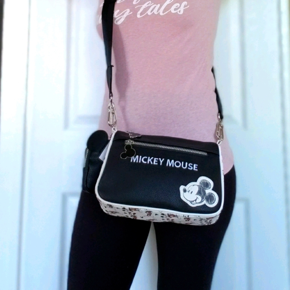 💖 Disney Mickey Mouse Sketch Crossbody Bag /Purse